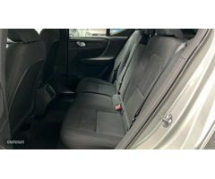 Volvo XC40 XC40 Core, B3 Mild hybrid, Gasolina de 2025 con 1 Km por 39.300 EUR. en Madrid