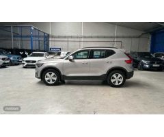Volvo XC40 XC40 Core, B3 Mild hybrid, Gasolina de 2025 con 1 Km por 39.300 EUR. en Madrid