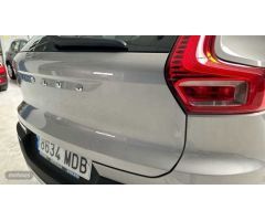Volvo XC40 XC40 Core, B3 Mild hybrid, Gasolina de 2025 con 1 Km por 39.300 EUR. en Madrid