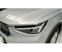Volvo XC40 XC40 Core, B3 Mild hybrid, Gasolina de 2025 con 1 Km por 39.300 EUR. en Madrid