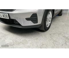 Volvo XC40 XC40 Core, B3 Mild hybrid, Gasolina de 2025 con 1 Km por 39.300 EUR. en Madrid
