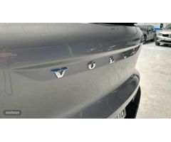 Volvo XC40 XC40 Core, B3 Mild hybrid, Gasolina de 2025 con 1 Km por 39.300 EUR. en Madrid