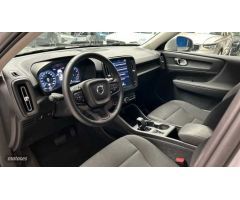 Volvo XC40 XC40 Core, B3 Mild hybrid, Gasolina de 2025 con 1 Km por 39.300 EUR. en Madrid