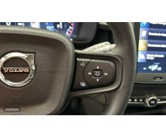 Volvo XC40 XC40 Core, B3 Mild hybrid, Gasolina de 2025 con 1 Km por 39.300 EUR. en Madrid