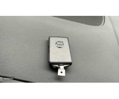 Volvo XC40 XC40 Core, B3 Mild hybrid, Gasolina de 2025 con 1 Km por 39.300 EUR. en Madrid