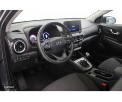 Hyundai Kona 1.0 TGDI Maxx 4x2 de 2023 con 12.647 Km por 20.490 EUR. en Cadiz