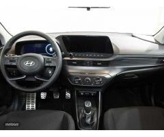 Hyundai Bayon 1.2 MPI Maxx de 2024 con 800 Km por 19.990 EUR. en Cadiz