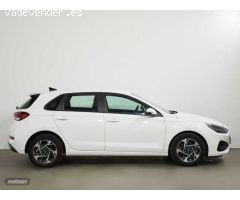 Hyundai i30 1.0 TGDI Klass 48V 100 de 2024 con 10.700 Km por 22.990 EUR. en Cadiz