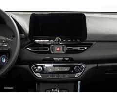 Hyundai i30 1.0 TGDI Klass 48V 100 de 2024 con 10.700 Km por 22.990 EUR. en Cadiz