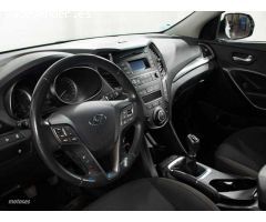 Hyundai Santa Fe Santa Fe 2.0CRDi 4x2 Essence 7s de 2018 con 146.800 Km por 18.990 EUR. en Cadiz