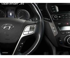 Hyundai Santa Fe Santa Fe 2.0CRDi 4x2 Essence 7s de 2018 con 146.800 Km por 18.990 EUR. en Cadiz