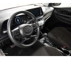Hyundai Bayon 1.0 TGDI 48V Maxx DT de 2024 con 10.700 Km por 20.990 EUR. en Cadiz