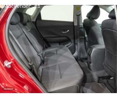 Hyundai Kona 1.0 TGDI 48V Tecno 4x2 de 2024 con 7.500 Km por 26.990 EUR. en Cadiz