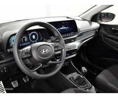 Hyundai Bayon 1.0 TGDI 48V Tecno de 2024 con 9.300 Km por 21.990 EUR. en Cadiz