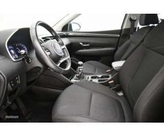 Hyundai Tucson 1.6 TGDI Klass 4x2 de 2024 con 21.597 Km por 24.990 EUR. en Cadiz
