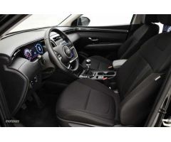 Hyundai Tucson 1.6 TGDI Maxx 4x2 de 2024 con 18.903 Km por 26.990 EUR. en Cadiz