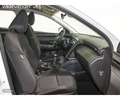 Hyundai Tucson 1.6 TGDI Maxx 4x2 de 2024 con 17.696 Km por 26.490 EUR. en Cadiz