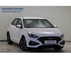 Hyundai i30 1.5 DPI Klass SLX 110 de 2024 con 18.386 Km por 19.990 EUR. en Cadiz