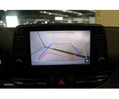 Hyundai i30 1.5 DPI Klass SLX 110 de 2024 con 18.386 Km por 19.990 EUR. en Cadiz