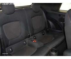 Mini Cooper Mini Cabrio Cooper Aut. de 2020 con 59.990 Km por 22.990 EUR. en Cadiz