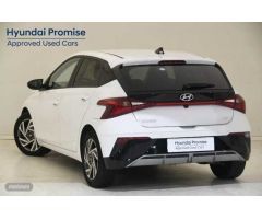 Hyundai i20 1.0 TGDI Klass 100 de 2024 con 11.844 Km por 19.290 EUR. en Madrid