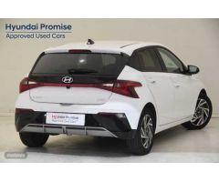 Hyundai i20 1.0 TGDI Klass 100 de 2024 con 11.844 Km por 19.290 EUR. en Madrid