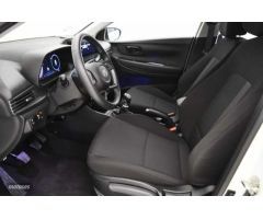 Hyundai i20 1.0 TGDI Klass 100 de 2024 con 11.844 Km por 19.290 EUR. en Madrid
