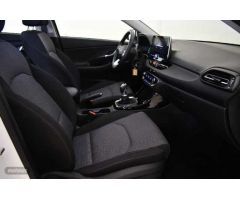Hyundai i30 1.0 TGDI Klass 48V 100 de 2024 con 6.542 Km por 22.670 EUR. en Madrid
