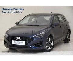 Hyundai i30 1.5 DPI Klass 96 de 2025 con 35 Km por 23.000 EUR. en Madrid