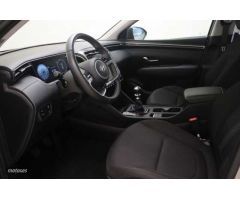 Hyundai Tucson 1.6 TGDI Maxx 4x2 de 2024 con 11.127 Km por 26.340 EUR. en Madrid