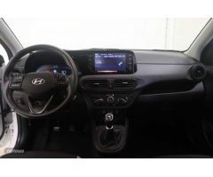 Hyundai i10 1.0 MPI Klass de 2024 con 7.562 Km por 14.650 EUR. en Madrid