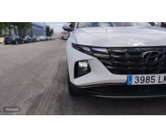 Hyundai Tucson 1.6 TGDI 48V Maxx 4x2 de 2021 con 27.279 Km por 24.490 EUR. en Madrid