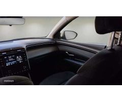 Hyundai Tucson 1.6 TGDI Maxx 4x2 de 2021 con 82.000 Km por 22.500 EUR. en Madrid