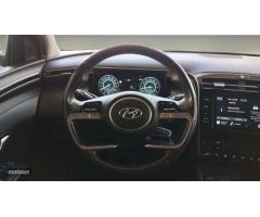 Hyundai Tucson 1.6 TGDI Maxx 4x2 de 2021 con 82.000 Km por 22.500 EUR. en Madrid