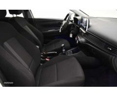 Hyundai i20 1.0 TGDI Klass 100 de 2024 con 13.501 Km por 17.490 EUR. en Madrid