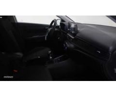 Hyundai i20 1.0 TGDI Klass 100 de 2024 con 12.794 Km por 17.490 EUR. en Madrid