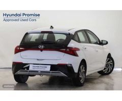 Hyundai i20 1.0 TGDI Klass 100 de 2024 con 11.838 Km por 17.490 EUR. en Madrid