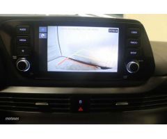 Hyundai i20 1.0 TGDI Klass 100 de 2024 con 11.838 Km por 17.490 EUR. en Madrid