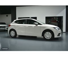 Seat Ibiza 1.0 MPI 59kW (80CV) Reference XM de 2022 con 46.000 Km por 12.600 EUR. en Madrid
