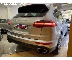 Porsche Cayenne Diesel Aut. de 2016 con 165.000 Km por 35.900 EUR. en Barcelona