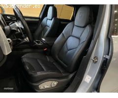 Porsche Cayenne Diesel Aut. de 2016 con 165.000 Km por 35.900 EUR. en Barcelona