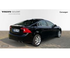 Volvo S60 D4 Momentum Automatico de 2015 con 155.003 Km por 17.900 EUR. en Vizcaya