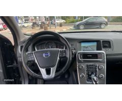 Volvo S60 D4 Momentum Automatico de 2015 con 155.003 Km por 17.900 EUR. en Vizcaya