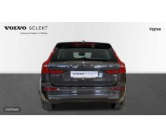 Volvo XC 60 2.0 B4 D CORE AUTO 197 5P de 2024 con 20.115 Km por 42.500 EUR. en Ciudad Real