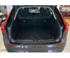 Volvo XC 60 2.0 B4 D CORE AUTO 197 5P de 2024 con 20.115 Km por 42.500 EUR. en Ciudad Real