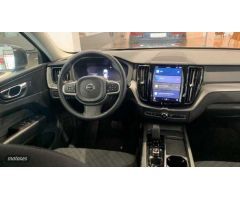 Volvo XC 60 2.0 B4 D CORE AUTO 197 5P de 2024 con 20.115 Km por 42.500 EUR. en Ciudad Real