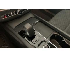 Volvo XC 60 2.0 B4 D CORE AUTO 197 5P de 2024 con 20.115 Km por 42.500 EUR. en Ciudad Real