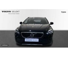 Volvo V 40 2.0 D2 PLUS 120 5P de 2019 con 84.644 Km por 18.500 EUR. en Ciudad Real