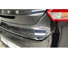 Volvo V 40 2.0 D2 PLUS 120 5P de 2019 con 84.644 Km por 18.500 EUR. en Ciudad Real