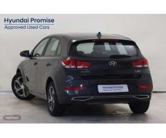 Hyundai i30 1.0 TGDI Klass LR 48V 120 de 2024 con 16.256 Km por 21.500 EUR. en Madrid